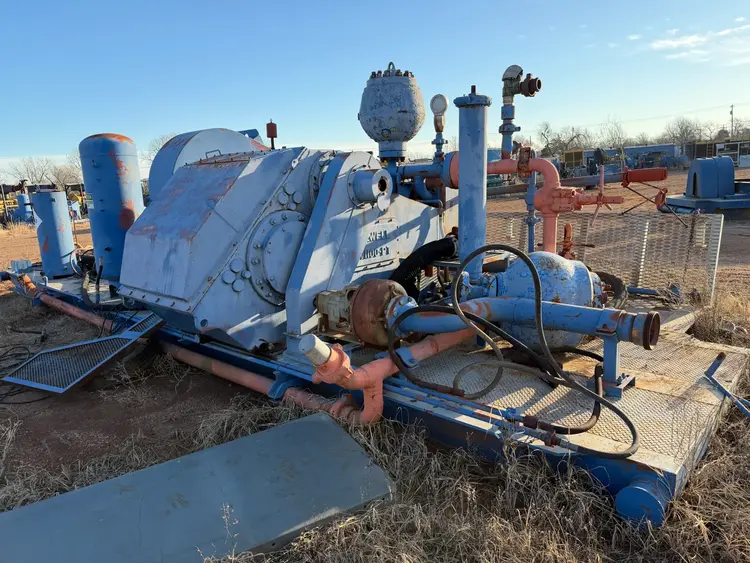 Used OILWELL A-1000 Piston Pumps Oklahoma US | Oil The Woodlands Group #1500973