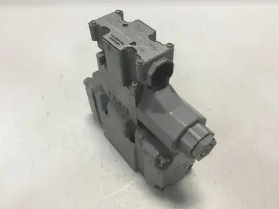 USED REXROTH 4WEH10D40M0/6AG24NPS-997-0