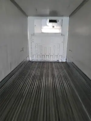 USED 2005 UTILITY 50 FOOT