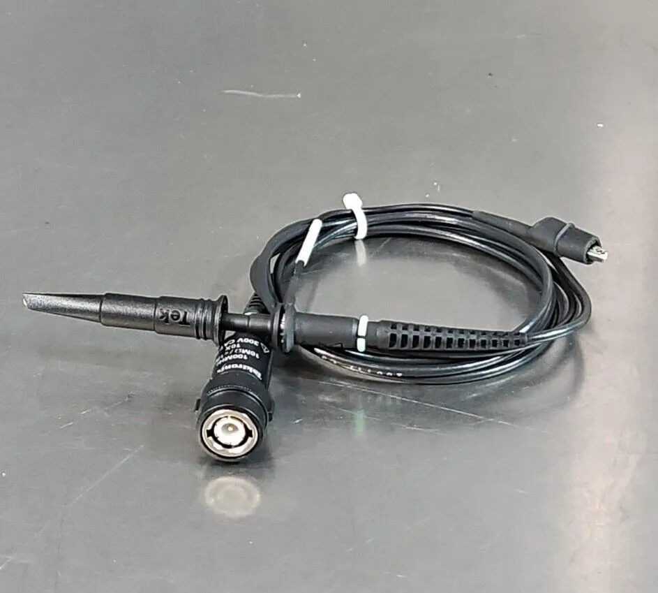 Tektronix TPP0101 Voltage Probe 100 MHz. 5E-17