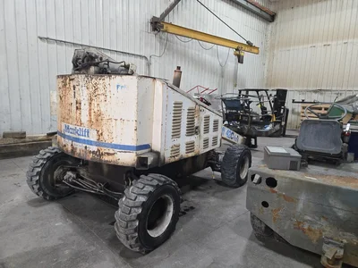 Marklift 42C Boomlift, 6053.5 Hours (LOCATION: Batavia, OH)