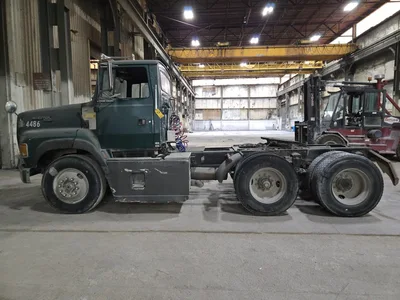 1995 Ford Aeromax L-9000 Yard Tractor, 634,335.5 Miles Indicated (LOCATION: Batavia, OH)