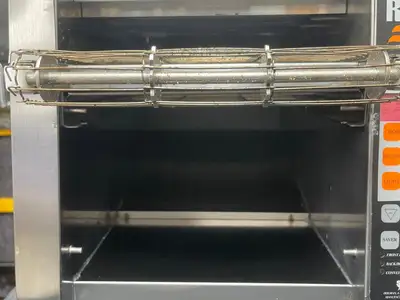 Used Star Used Star Holman RCSE-2-1200BK Commercial Conveyor Toaster 220V Conveyor Ovens Illinois US | Falcon Restaurant Supply #1376182
