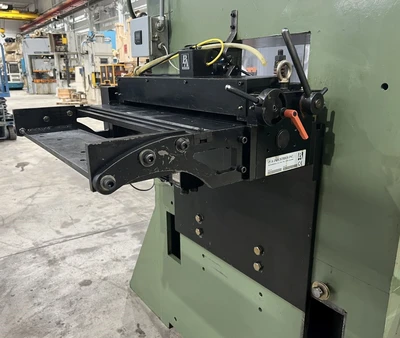 USED 2002 PA INDUSTRIES SRF-24UL-PPM