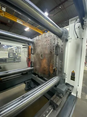 2020 Shibaura Machine EC610SXIIV50-26AT HORIZONTAL INJECTION MOULDING MACHINES | INJECTION DEPOT GROUP (6)