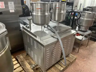 Used Market Forge Used 2018 36" Market Forge MT6T6E Dual 6gal SS Tilting Steam Kettles w/ Cabinet 208V 3Ph Cooking Kettles Illinois US | Falcon Restaurant Supply #1376076