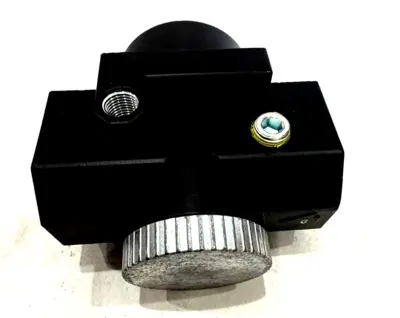 NEW WILKERSON R31-C8-R00 DIAL AIR REGULATOR 025202 R31C8R00