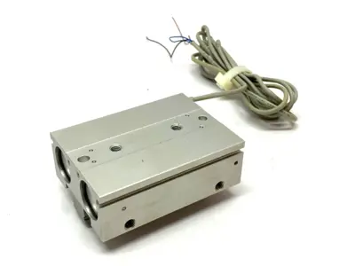 MHF2-20D | SMC  Low-Profile Pneumatic Gripper 2-Block 0.1~0.7MPa Press - Used