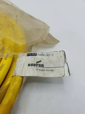 New | in-Stock COOPER CROUSE-HINDS _UNKNOWN_ Connector Accessories | ND Industrial Surplus #1223338