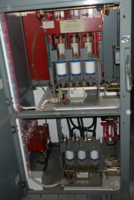 Allen Bradley Centerline Motor Control Center, 5000V/800A Bus, w