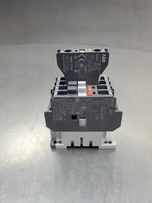 ABB A123010 28A 1000V Contactor w/CA510 Auxiliary Contact. 4A43