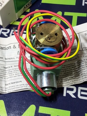 NEW ASCO 238210-032D / 8262G22