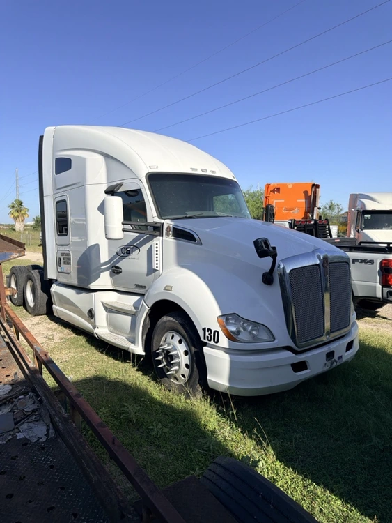 Used 2014 KENWORTH T680 Conventional trucks Texas US | Revelation Machinery #1285439