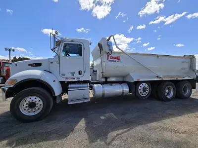 USED 2018 PETERBILT 348