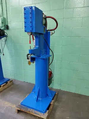Used RIVET AIR PRESS Clinching Machines CA | B & B RIVET MACHINE #1329357