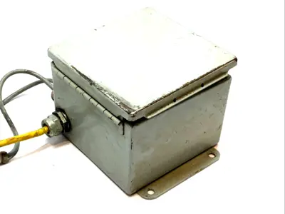USED HOFFMAN NEMA 12 STEEL ENCLOSURE 6×6×4.54