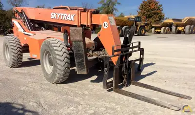 USED 2022 SkyTrak 10042