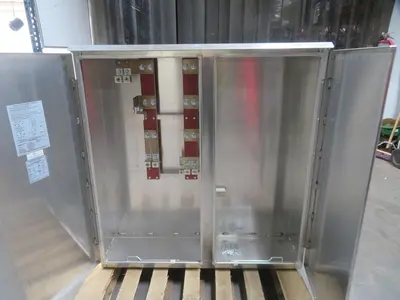 Used MILBANK XCLWM-634UGA Electrical Boxes Texas US | Aucto #1308476