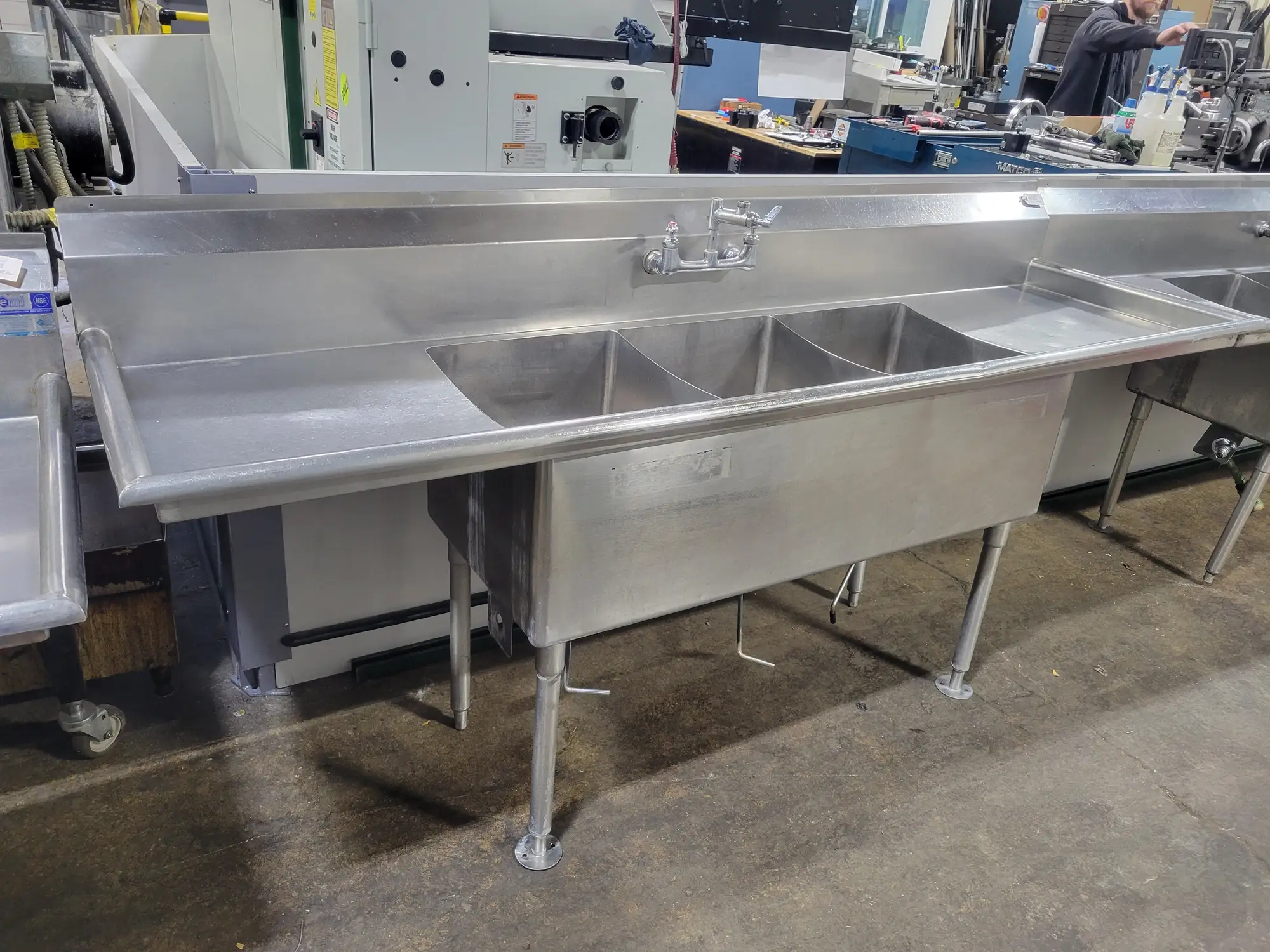 3 COMP SINK 91" X 26.5" WITH 2 DRAINBOARD