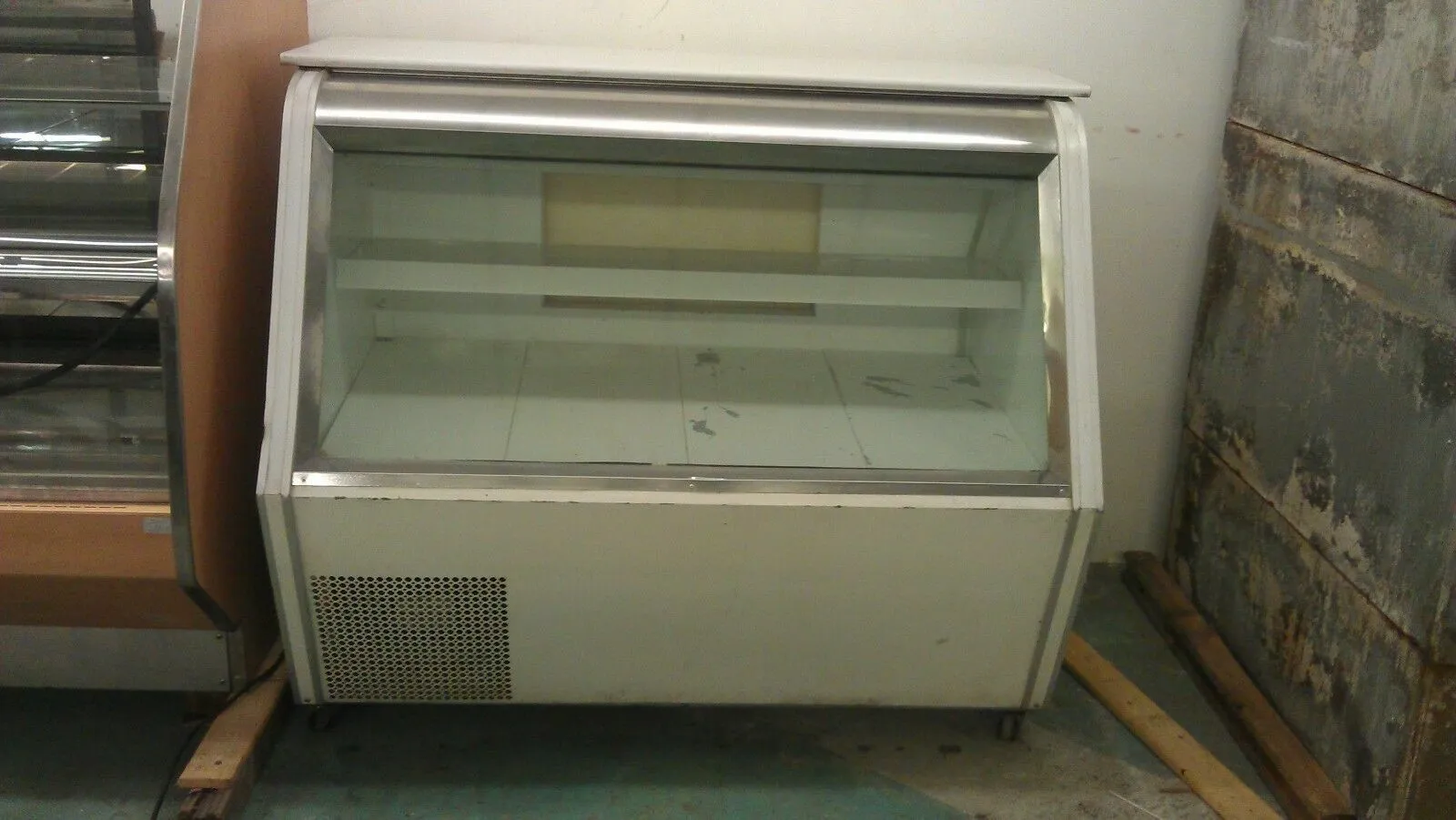 75-0227 Indufrial IVDC23-4 Self Contained Full Service Deli Case Cooler