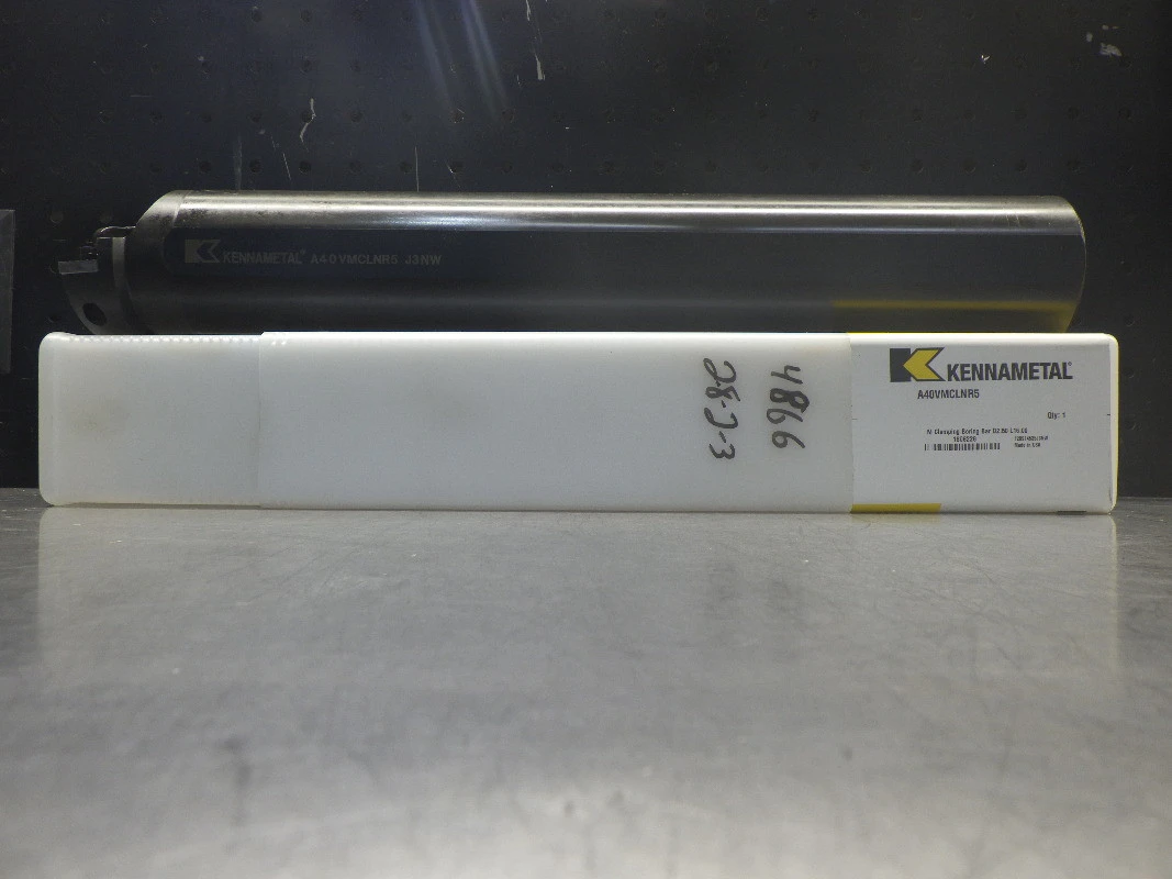 Kennametal 2.5" Indexable Boring Bar A40VMCLNR5 (LOC641)