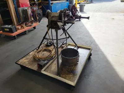 Used RIGID 300-T2 Pipe Threaders British Columbia CA | Lenmark #1762175