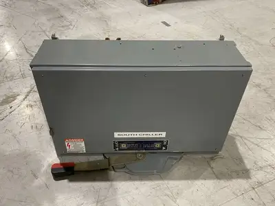 USED SCHNEIDER ELECTRIC, SQUARE D SER. E1 FUSIBLE PANELBOARD SWITCH UNIT 400A 3-POLE NO FUSES