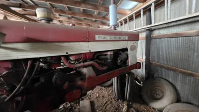 FARMALL 560 Tractor | Iron Listing (36)