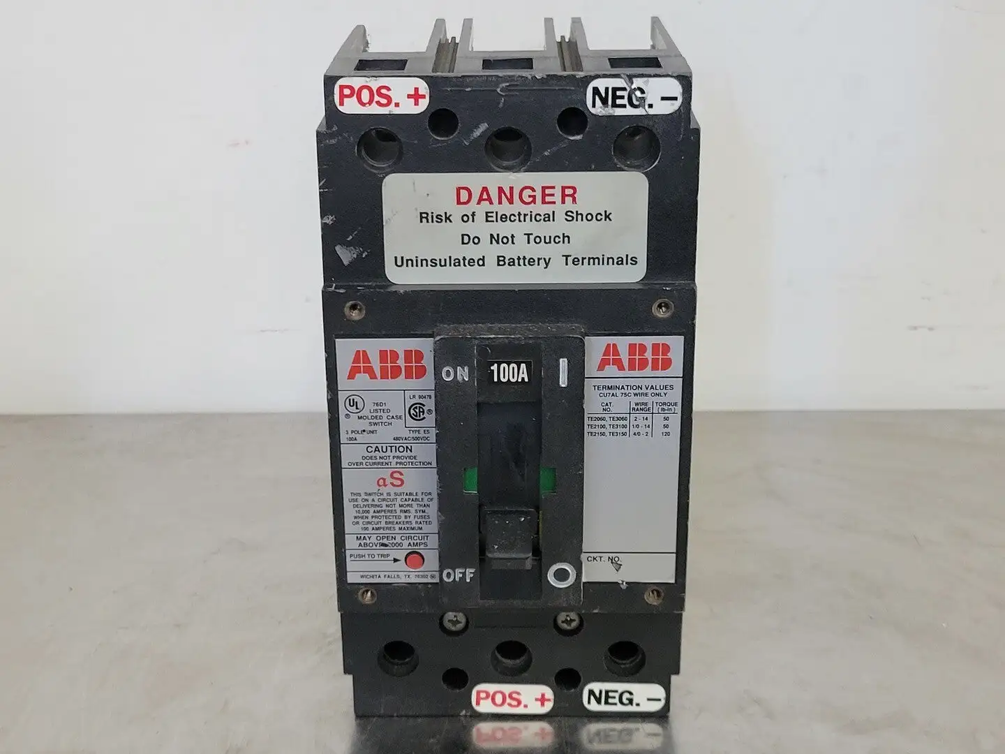100 Amp, 3 Pole, 480 volts Circuit Breaker