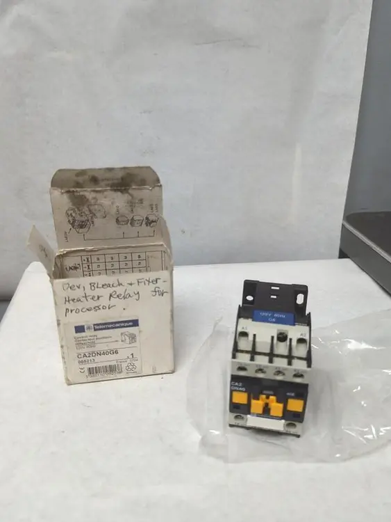 New | in-Stock TELEMECANIQUE CA2DN40G6 Miscellaneous Equipment (Electrical & Power) | Surplus Asset Holdings #1201846
