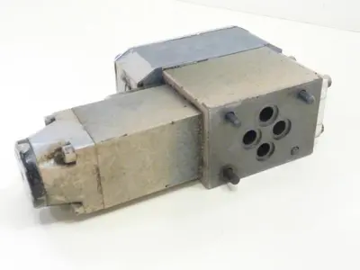 USED REXROTH 4WE6D51AW12060N9D5V