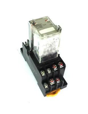 USED OMRON MY4N-D2