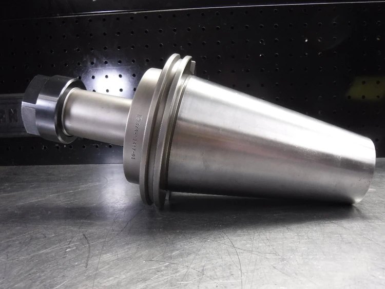 Used DAVIS TOOLS INC. _UNKNOWN_ CAT Holders Michigan US | Superior Machine & Tool Inc #212633