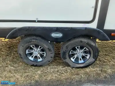 USED 2019 VENTURE SPORTTREK TOURING 336 VRK