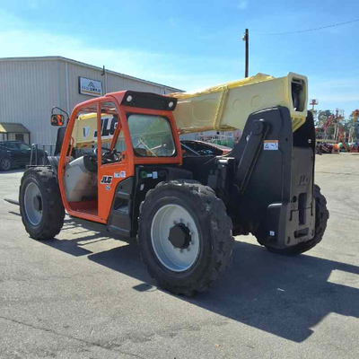 USED 2019 JLG 742