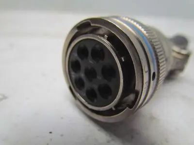 AERO MS3476L18-8S 8 Pin Female Round Connector W/Clamp USED