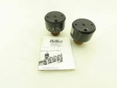 FasTest FI443UR Pneumatic Internal Connector Leak Test Sealing 1/8" NPT Lot Of 2