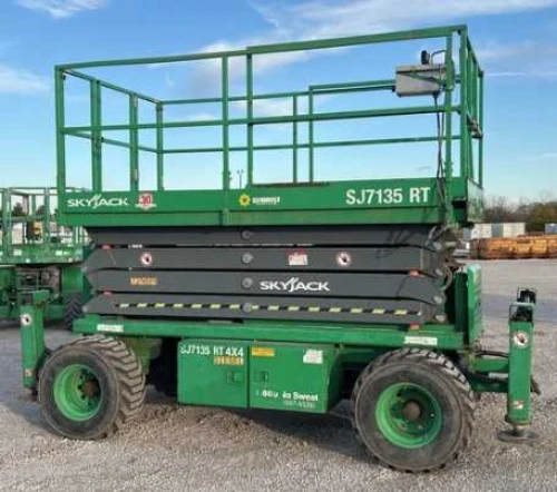 Used 2015 SKYJACK SJ7135 Scissor Lifters Pennsylvania US | National Lift Equipment #1381765