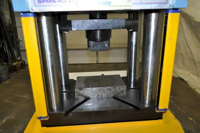 40 TON 2016 STEEL HYDRAULIC PRESS