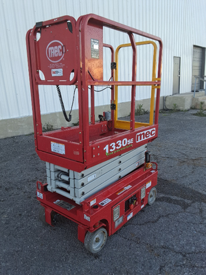 USED 2023 MEC 1330SE