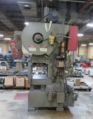 USED 1984 OAK FP1-A