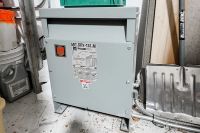 INGERSOLL RAND UP6-5TAS-125 W/DR Rotary Screw & Sliding Vane Air Compressors | Elevation Machine (5)