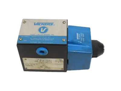 NEW VICKERS 02-119577 HYDRAULIC VALVE DG4S4-012A-B-60-LH 02119577
