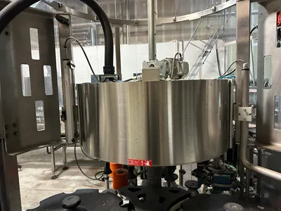 USED KOSME Glass Carbonated Bottling Line