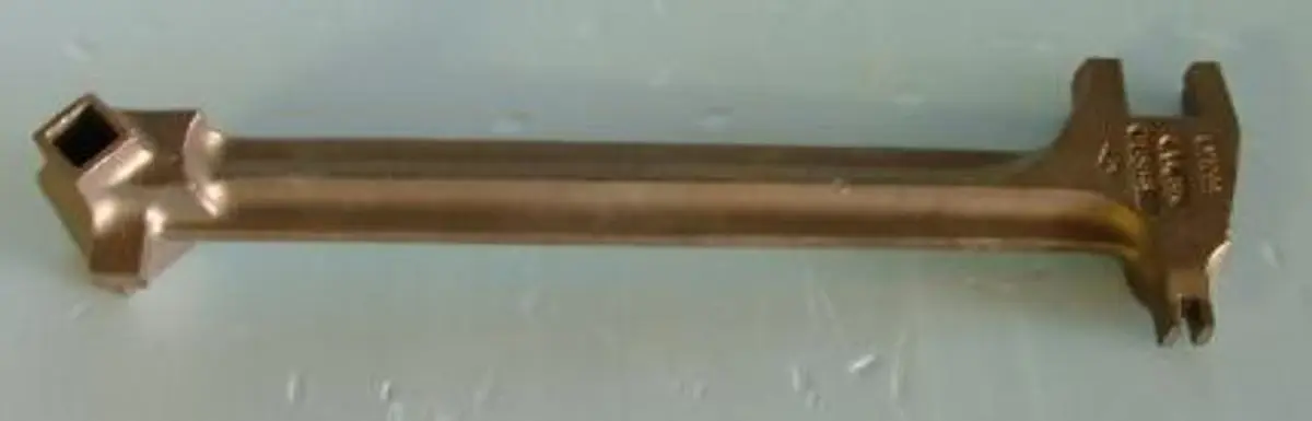 QTY. 1. BUNG WRENCH: AMPCO AL8R W585 FM...
