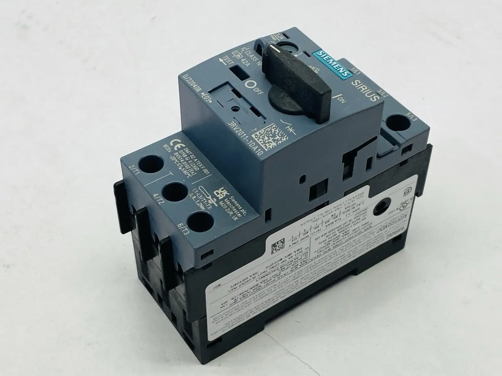 3RV2011-1DA10 | Siemens  SIRIUS Circuit Breaker 3-Pole Class 10  2.2-3.2A 42A - New Other