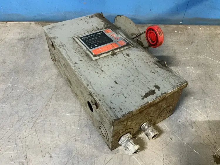 Used CUTLERHAMMER DH321NGK Switchgears Ohio US | HGR 24 #1288739