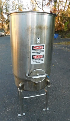 USED PERCULATOR TANK 200 GALLON