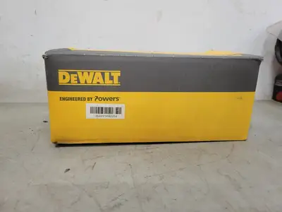 NEW DEWALT 7442SD1