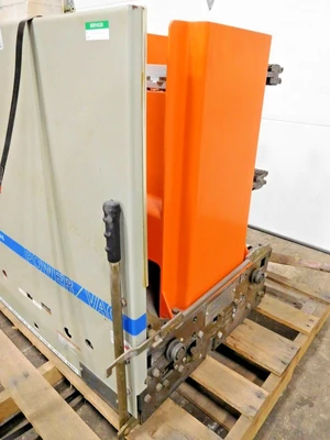 Used GE VB 7.2-500-3 Circuit Breakers Ohio US | Equipment Recovery Corp. #1330371